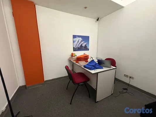 oficinas y locales comerciales - 🏢 OFICINAS EN ALQUILER EN LA JULIA 9
