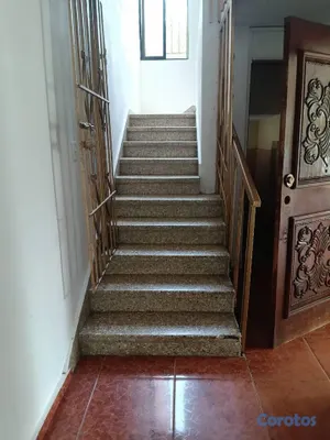 casas - Casa de 4 habitaciones + Cuarto de servicio en ven 2