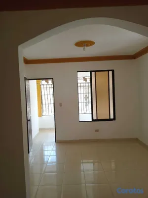casas - Casa en HATO del Yaque, SEGUNDO NIVEL. Dos depósitos. 15.000 Y 2.000 DE CONTRATO 7
