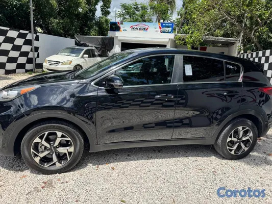 jeepetas y camionetas - SE VENDE KIA SPORTAGE LX 2021 CLEAN CAR FAX  5