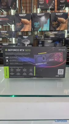 computadoras y laptops - Tarjeta de Video Nvidia Geforce RTX 5070 PNY en su 2