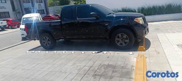 jeepetas y camionetas - NISSAN FRONTIER 2005 MANUAL 4 CILINDROS 4X2 2