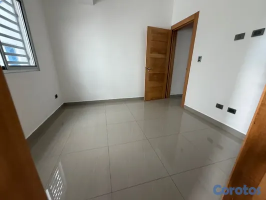 apartamentos - alquiló avenida independencia klm 9 piso 2 consta de dos habitaciones 2.5 baños 7