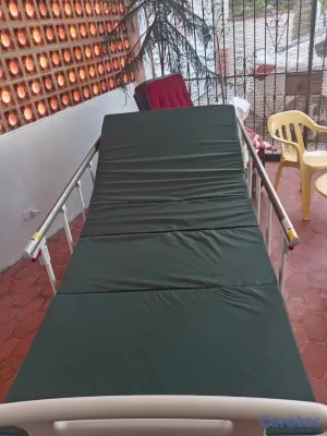 Salud y Equipamiento Médico - Cama de posiciones - Para enfermos o convalecientes 9