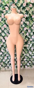 maniquí cuerpo completo lipo. 