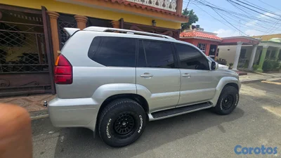 Lexus 2005 gx Original 4x4 solo gasolina sin ningún detalle 