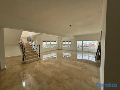 APARTAMENTO PENTHOUSE EN NACO, DE LUJO CON VISTA AL MAR Y LA CIUDAD