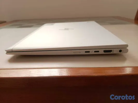 computadoras y laptops - Laptop HP Elitebook 840 G8, i7, 11th, 256Gb. 8