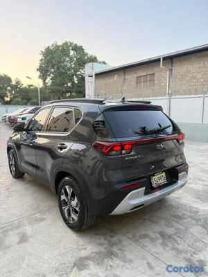 jeepetas y camionetas - Kia Sonet 2022 4
