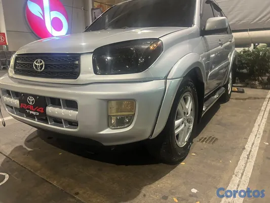 jeepetas y camionetas - Toyota rav4 2002 5