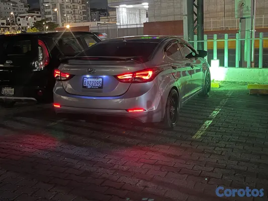carros - Hyundai elantra 2015 4