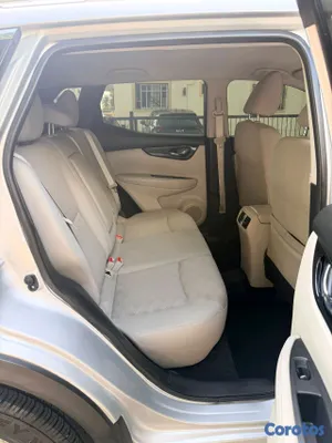 jeepetas y camionetas - Nissan rouge sport 2018 6