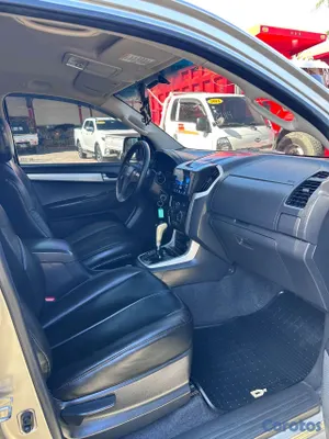 jeepetas y camionetas - Isuzu dmax 2013 6