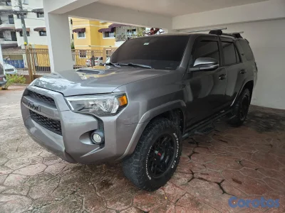Toyota 4runner trd off-road 2018