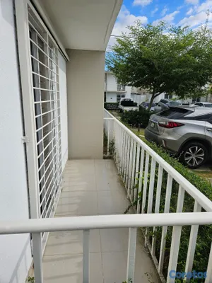 casas - Vendo cómodo casa duplex con patio de dos niveles en Colinas del viento 2