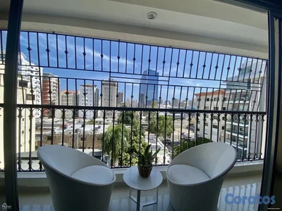 vendo ensanche naco tres habitaciones con su baño balcón dos parqueos piso alto 