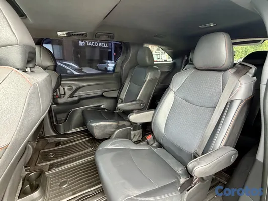 otros vehiculos - 2022 Sienna XSE Híbrida 45 KMS X galón - Clean Carfax
 11