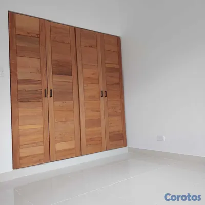apartamentos - Alquilo Amplio Apartamento en Mirador Sur (US$ 1,1 7