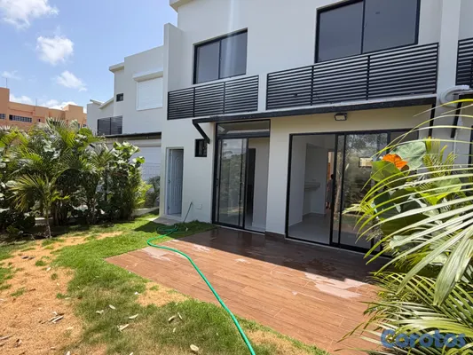 casas - Renta (alquiler) o venta casa(Villa) en white sand 18