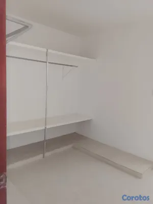 casas - EXCLUSIVA CASA DE DOS NIVELES EN VENTA Y EN ALQUILER EN ALTOS DE ARROYO HONDO 16