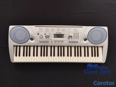 PIANO YAMAHA PSR 275 5 OCTAVAS SENSIBLE    !!! MUY