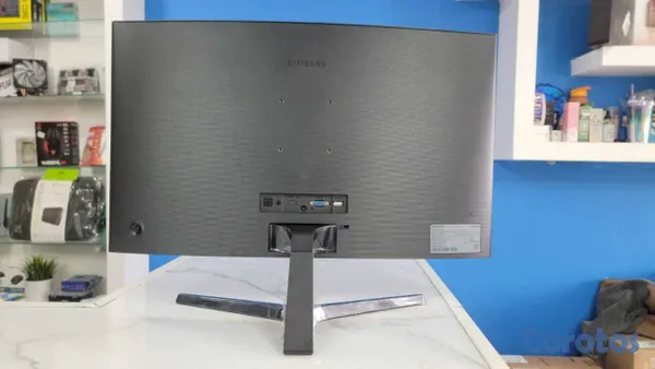 computadoras y laptops - MONITOR SAMSUNG 27" ESSENTIAL S3 (S36GD) GAMING CU 2