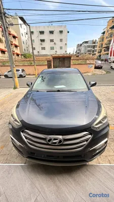 jeepetas y camionetas - vendo Santa fe sport 2017 
impecable radio con pantalla gomas 100% 8