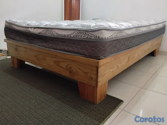 muebles y colchones - Vendo colchón y base de cama full matrimonial (RD$ 2