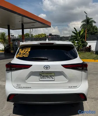 jeepetas y camionetas - Toyota higlander xle 2022 3