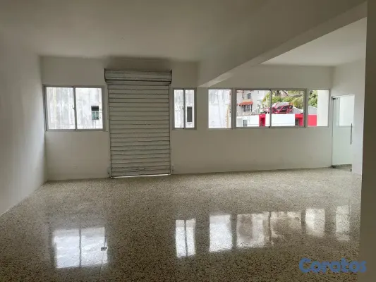 oficinas y locales comerciales - LOCAL COMERCIAL EN AV. 27 DE FEBRERO  6