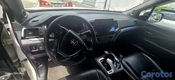 jeepetas y camionetas - Vendo Honda Ridgelina 2017. 5