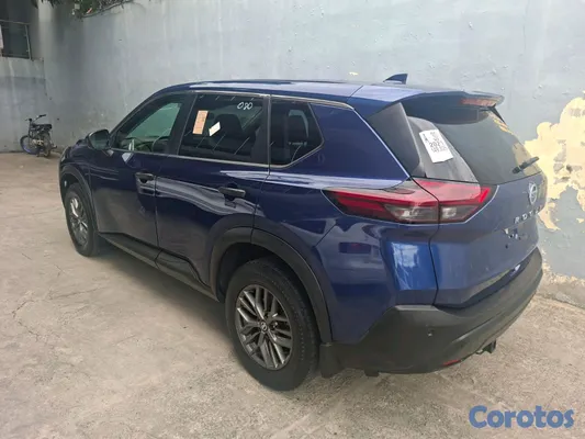 jeepetas y camionetas - Nissan Rogué Sport 2021 4
