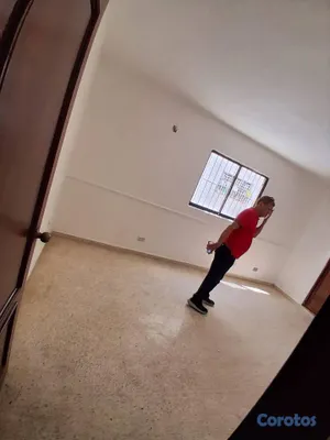 casas - Casa de 2 niveles en residencial cerrado en El Mil 10