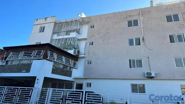 apartamentos - Apartamento Listo  en venta en la Charle de Gaulle con las Américas 6