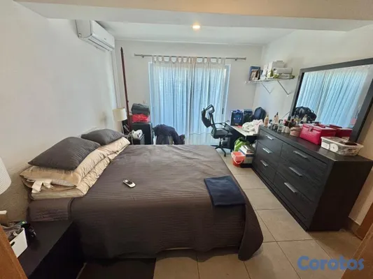 apartamentos - vendo ensanche naco segundo nivel con terraza una habitación 1.5 baño parqueo  11