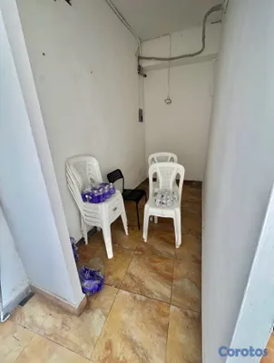oficinas y locales comerciales - LOCAL EN RENTA EN EL CRUCE DE MANOGUAYABO  2