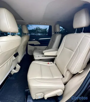 jeepetas y camionetas - Toyota higlander xle 2019 7