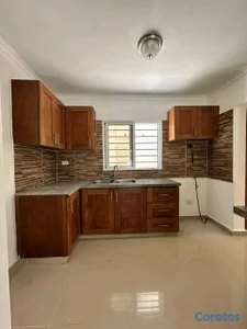 APARTAMENTO EN VENTA | ALTOS DE ALAMEDA
1er Niv • Patio Privado • 3 Habitaciones