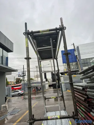 construccion e industrial - Andamios para Fachadas, Encofrados y Apuntalamiento | Servicio Profesional 2