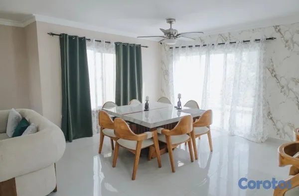 casas - Casa de dos niveles en el Km.14 Autopista Duarte 3