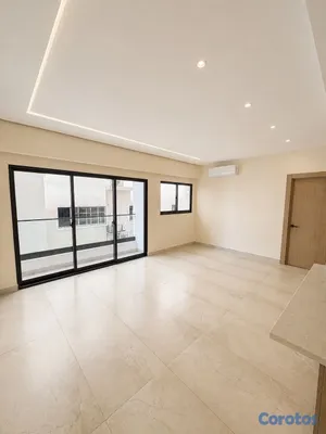 apartamentos - Alquiler de Apartamento en Torre Moderna a Estrenar,6to Piso,Evaristo Morales. 2