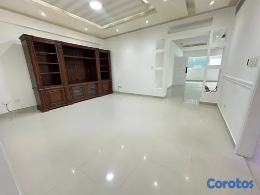apartamentos - Apartamento en venta con balcón tipo terraza en L 8