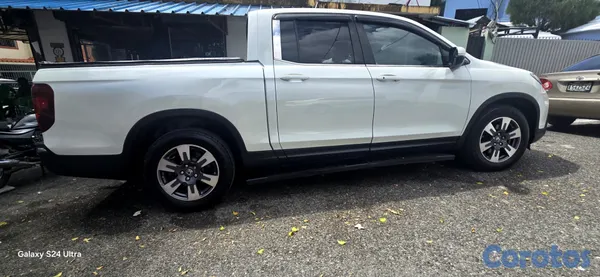 jeepetas y camionetas - Vendo Honda Ridgelina 2017. 4