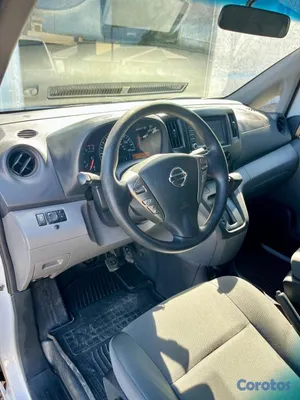 jeepetas y camionetas - Nissan Nv200 2️⃣0️⃣2️⃣0️⃣americana Clean CarFax 
 7