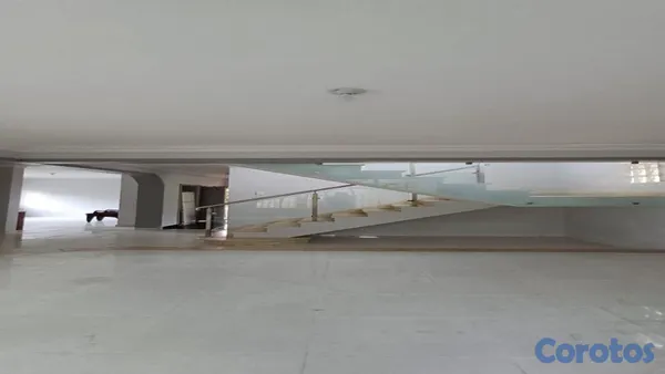 casas - Vendo casa clásica actualizada de 2 niveles en Arroyo Hondo Viejo 4