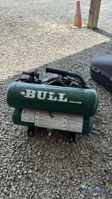 equipos profesionales - Compresor de Aire Profesional Rolair "The Bull" 2.0 HP FC2002 4