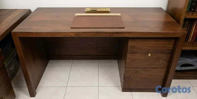 🪵 Escritorio de Caoba Centenaria (Para Restaurar)