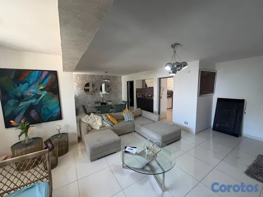 apartamentos - vendo la Julia tercer nivel dos habitaciones dos baños parqueo servicio  3