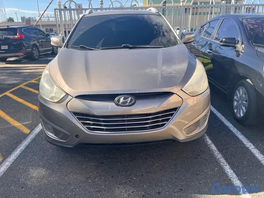 jeepetas y camionetas - Hyundai Tucson 2012 en excelente condición — RD$699,000 negociable D.N. 3