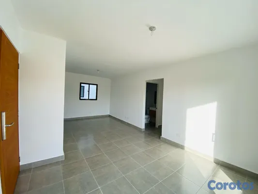 apartamentos - SEGUNDO PISO EN VENTA EN LA AVENIDA HISPANOAMERICA 11